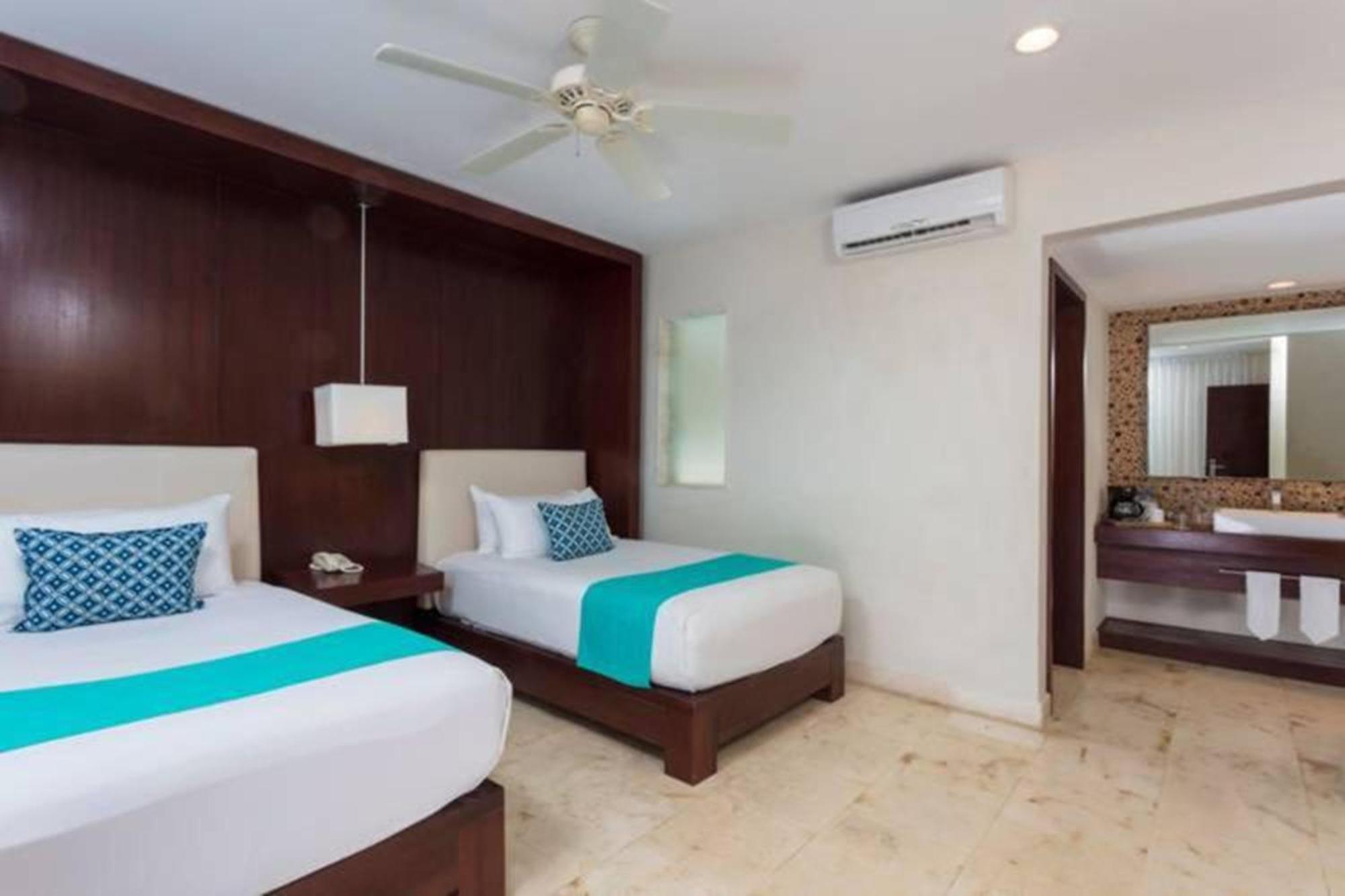 Hotel The Palm (Adults Only) Playa del Carmen Exterior foto